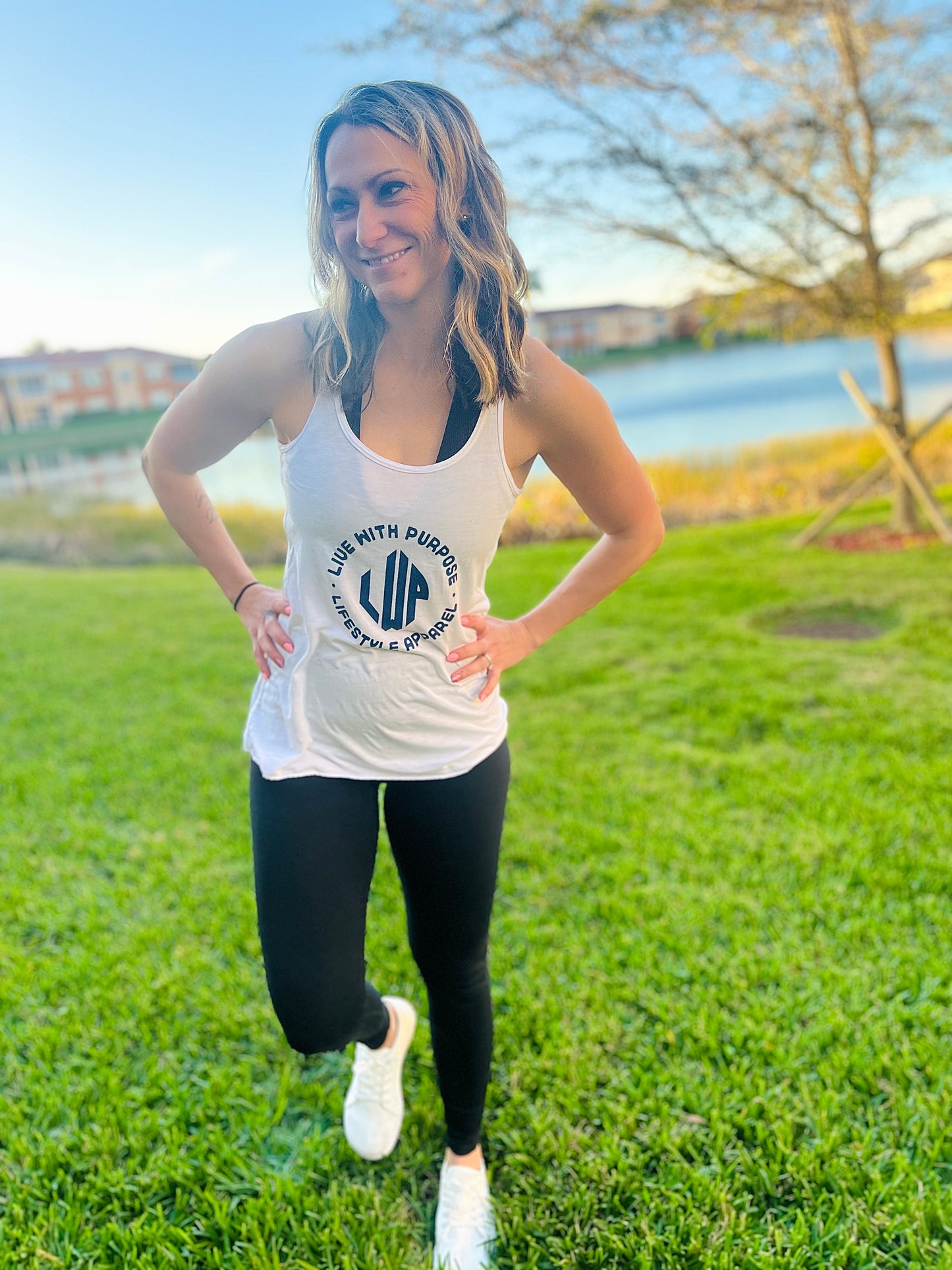 WOMEN’S WHITE FLOWY RACERBACK TANK